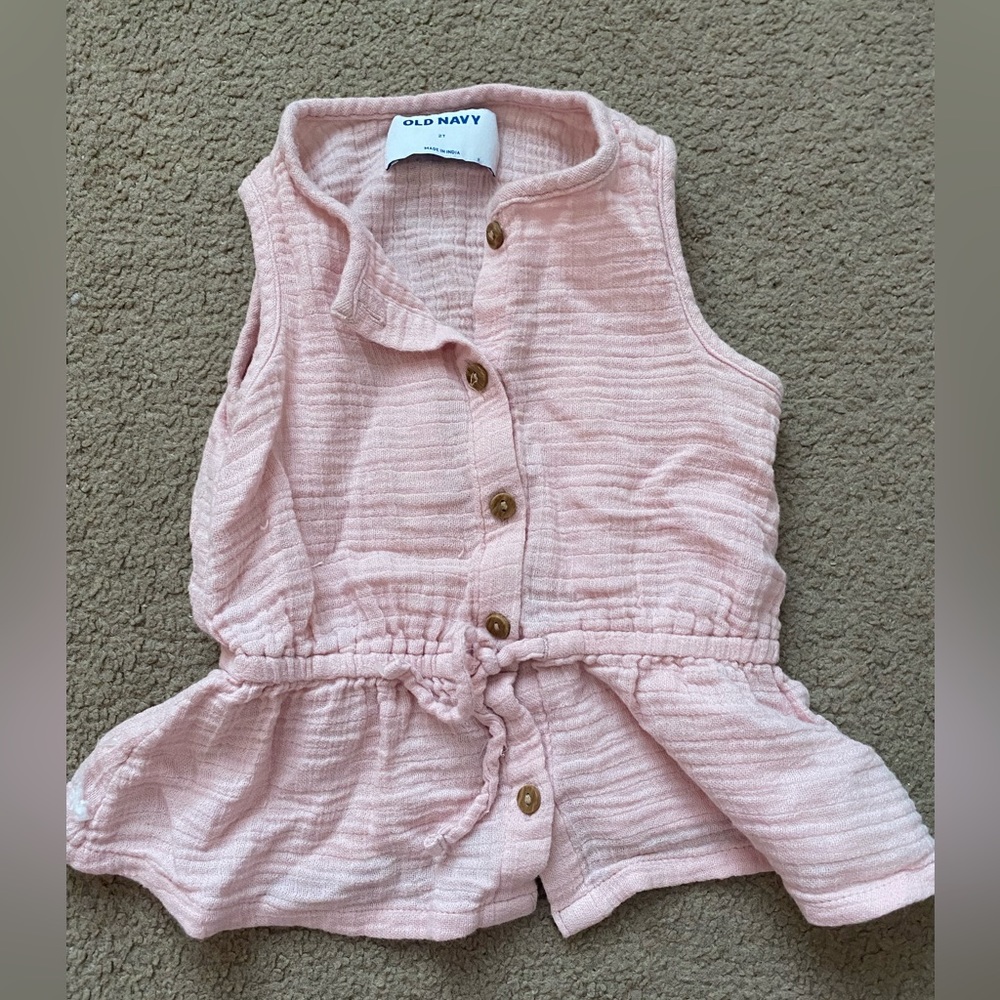 Old Navy girl’s tank top